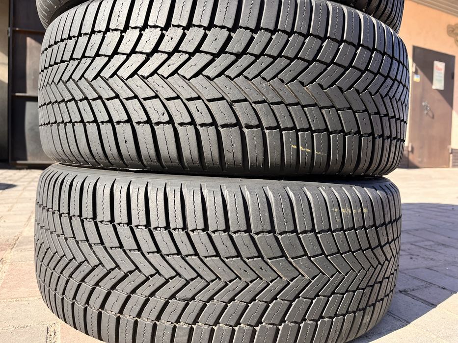 Шини 225/45 R19 Bridgestone WeatherControl резина бу всесезонна