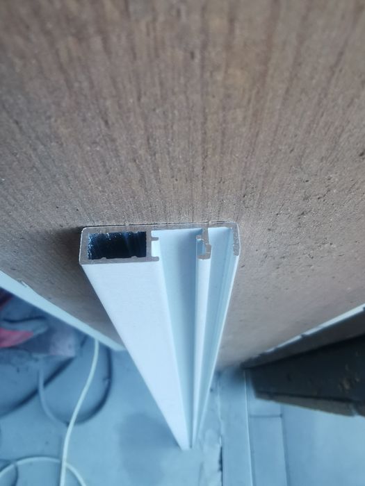 Moskitiera ramkowa 136,3x10 promocja 3,3. 2 sztuki.
