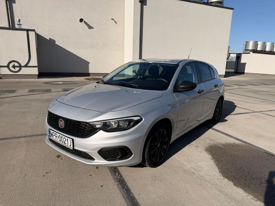 Fiat Tipo FIAT Tipo HB 1,4 Street ,2020-niski przebieg ,serwisowany ,zadbany