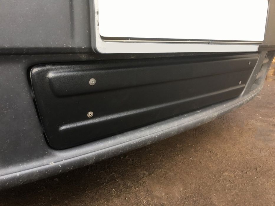 Renault Trafic 2001-2015 Зимова нижня накладка на решітку під номером