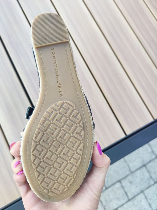 Sandały na koturnie Tommy Hilfiger