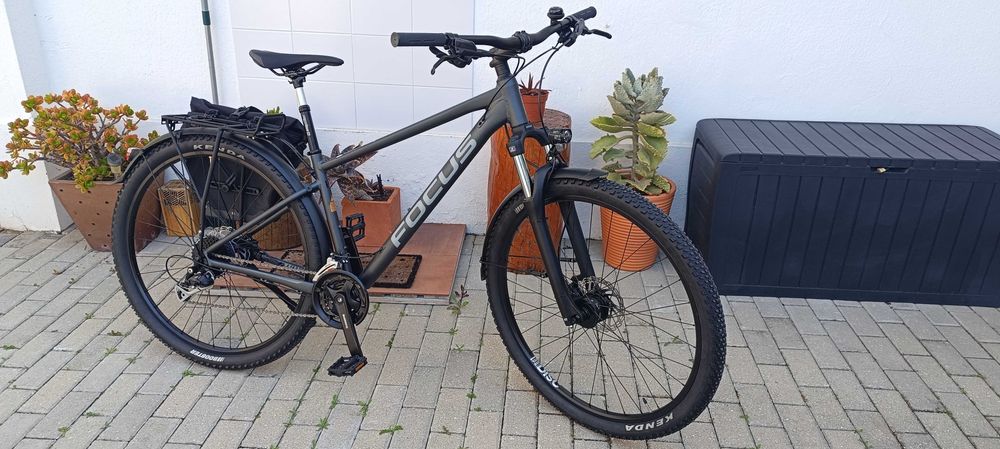 Bicicleta Focus Whistler 3.6 EQP 29" - 0Km (NOVA): estrada / cidade