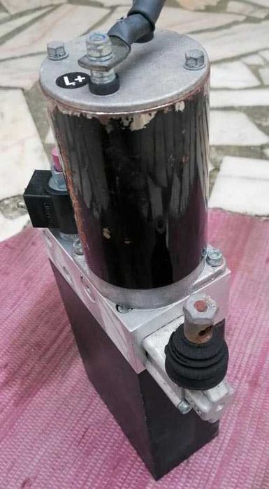 unidade hidraulica fluitronic LT-40K75.4 12Volt para basculantes