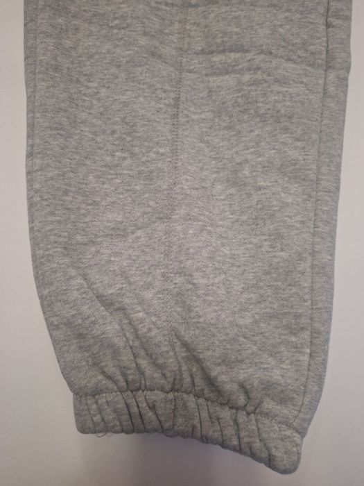 Штани corteiz у наявності