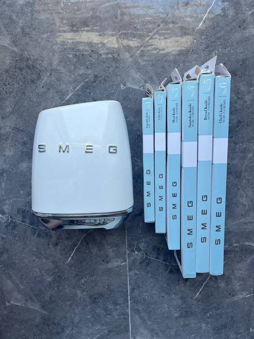 Bloco de Cozinha Smeg + 6 Facas Smeg Branco - Novas na Caixa