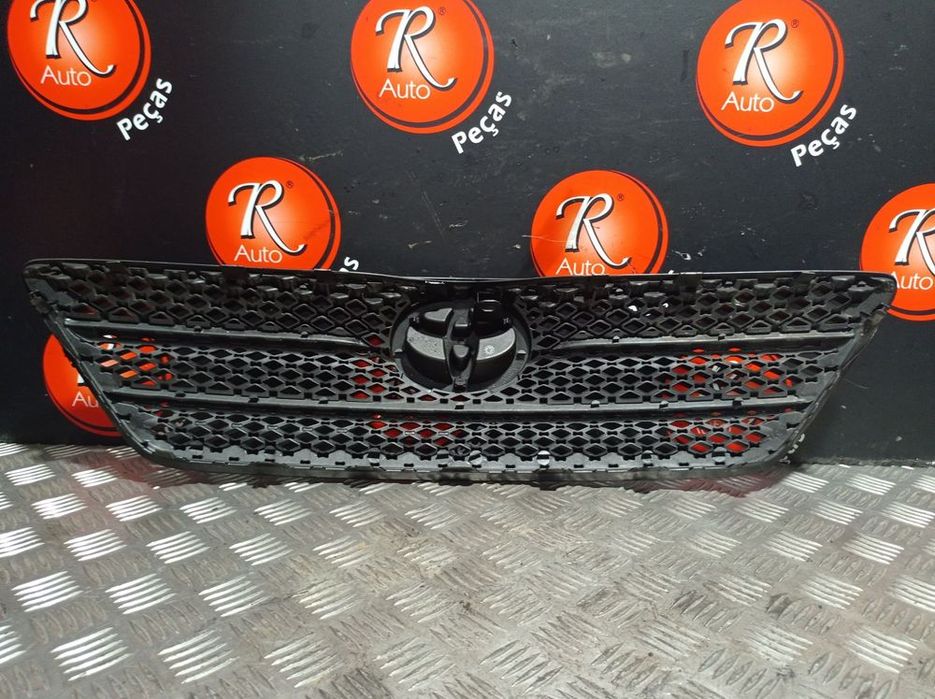 Simbolo Grelha Parach F Toyota Corolla Verso (_E12_)