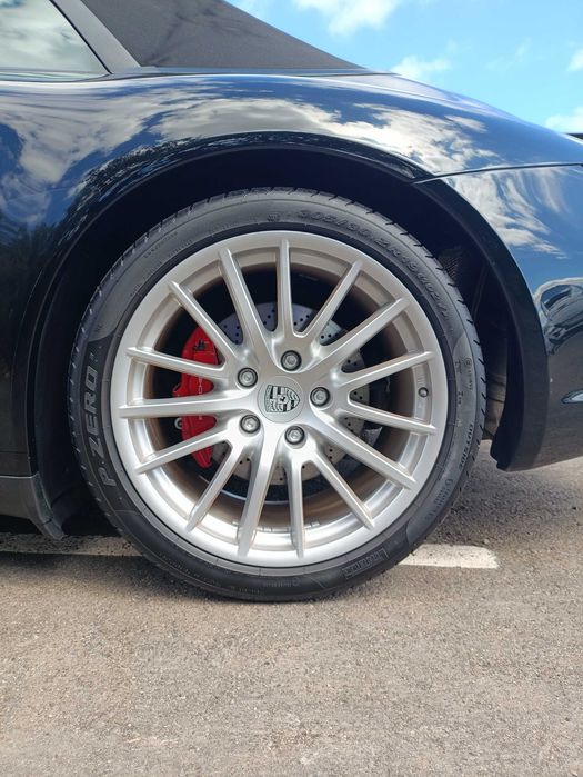 Porsche 911-997 Carrera 4S - cabrio - 2007 - c/caixa manual