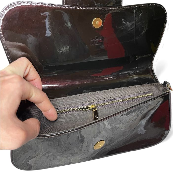 Женская сумка Louis Vuitton amarante sobe clutch bag оригинал