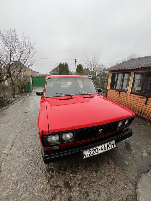 Продам, мотор повністю замінений, була пробита прокладка ГБЦ, залито свіже масло, потрібно промити мотор від старої емульсії, не заводиться, немає іскри(після заміни мотора заводилась, потім іскра пропала), немає тормозів, треба замінити трубку, щеплення немає(є циліндр щеплення потрібно замінити, він є віддам) резину треба замінити, продаж по ТП, без торгу, з дурними питаннями не турбувати
