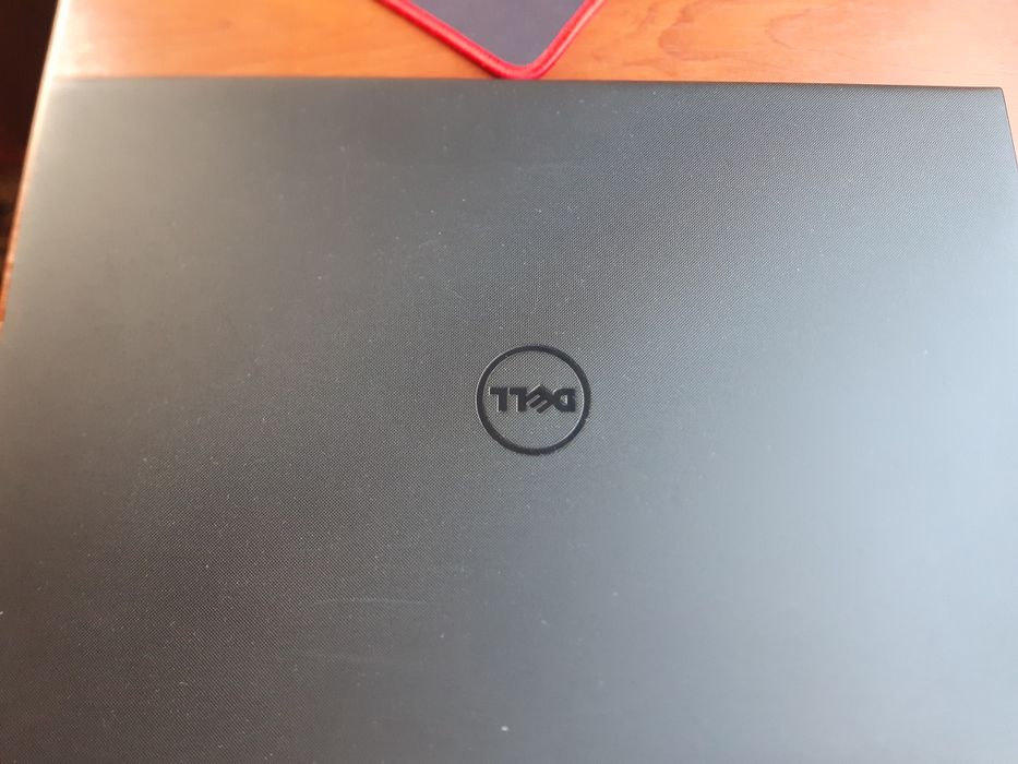 Ноутбук DELL гарному стані