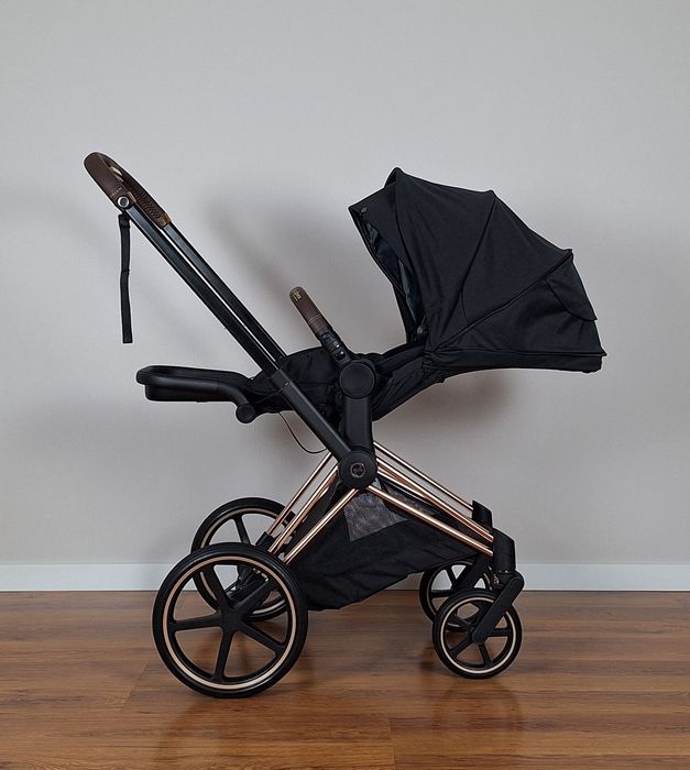 WYJĄTKOWO ZADBANY   Cybex Priam 4.0  . Wózek 3w1. Fotelik Cybex .