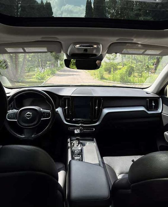 Volvo XC60 2018 AWD