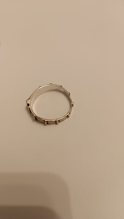 Srebrny różaniec na palec