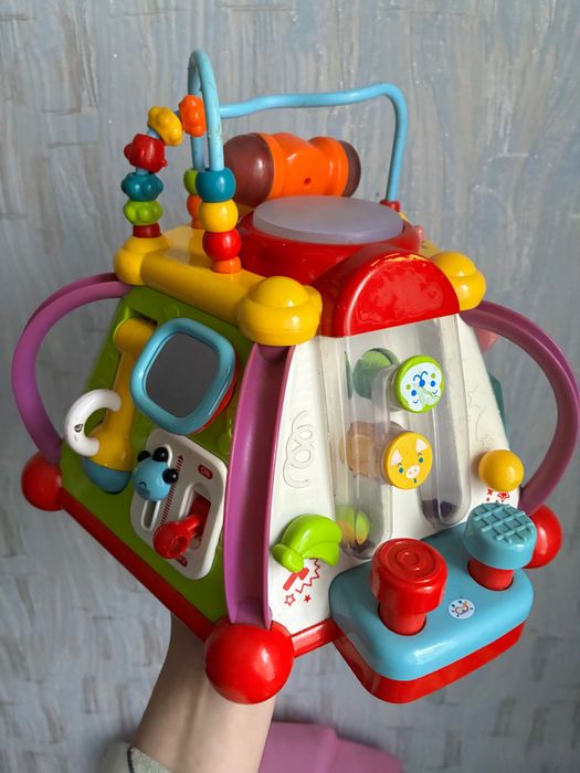 Розвиваючий бізі кубик