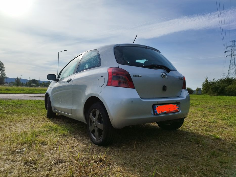 Toyota Yaris 1.3 benzyna