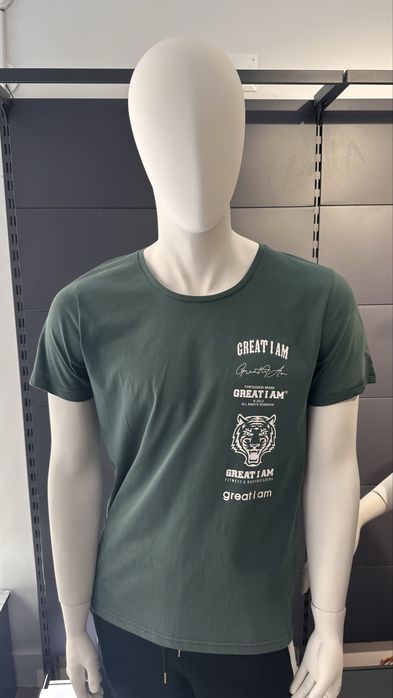 2 manequins masculino e feminino