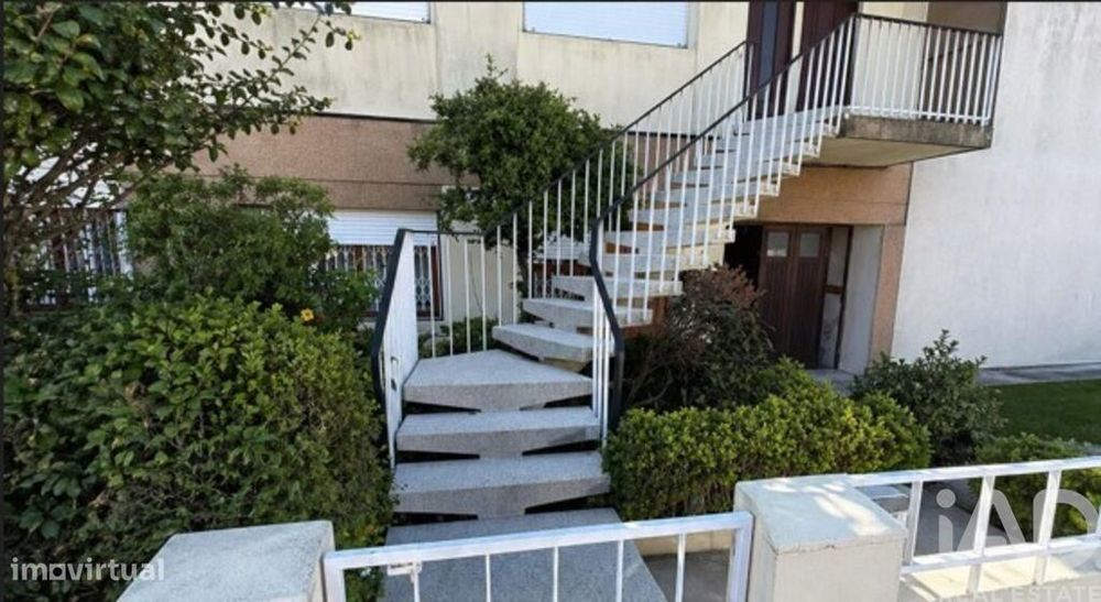 Apartamento T3 em Pedrouços de 77,4 m2
