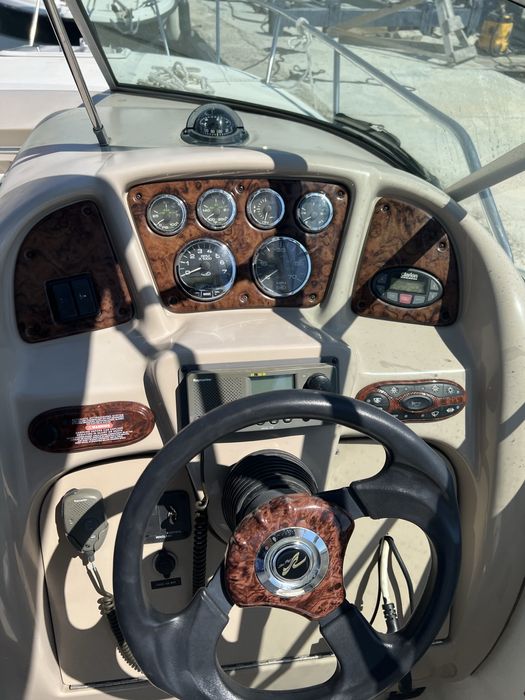 Lódz motorowka jacht Sea ray 260