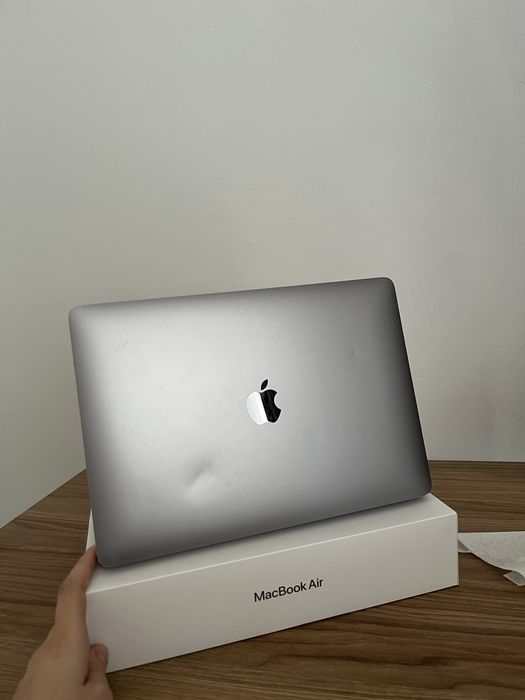 MacBook Air 13 M1 256 gb 2020