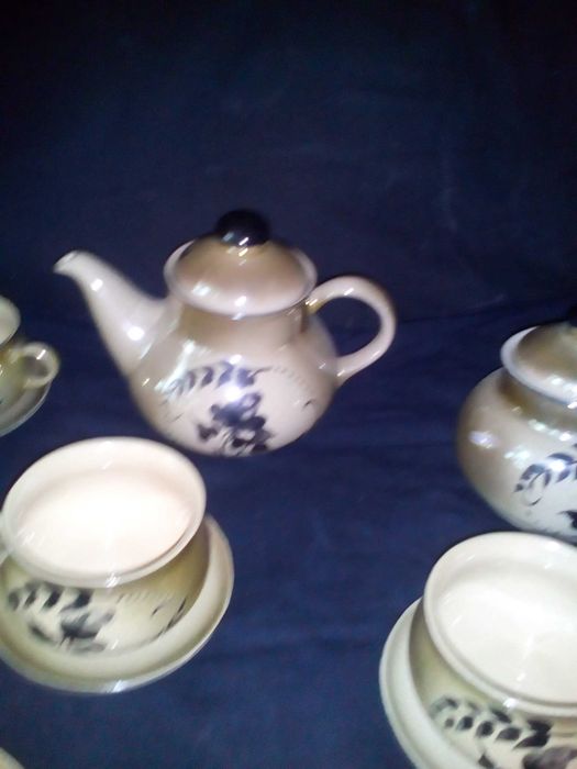 За 365 новый  чайний сервиз с 8 предметов