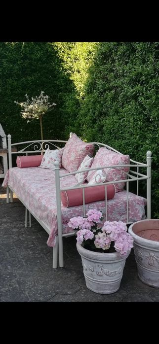 Łóżko jysk shabby chick piękne rozkładane