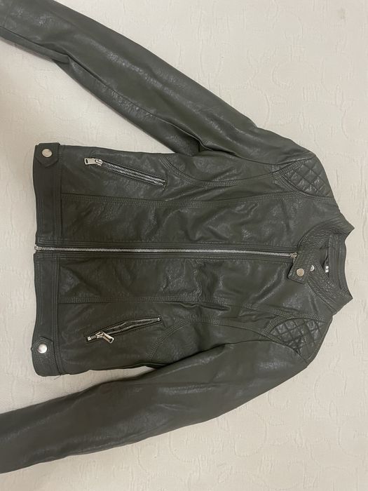 Casacos homem e mulher