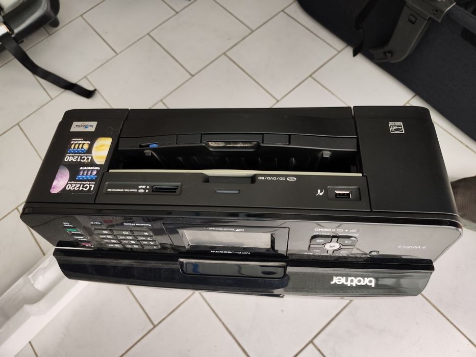 Impressora Brother MFC-J825DW wifi - para peças