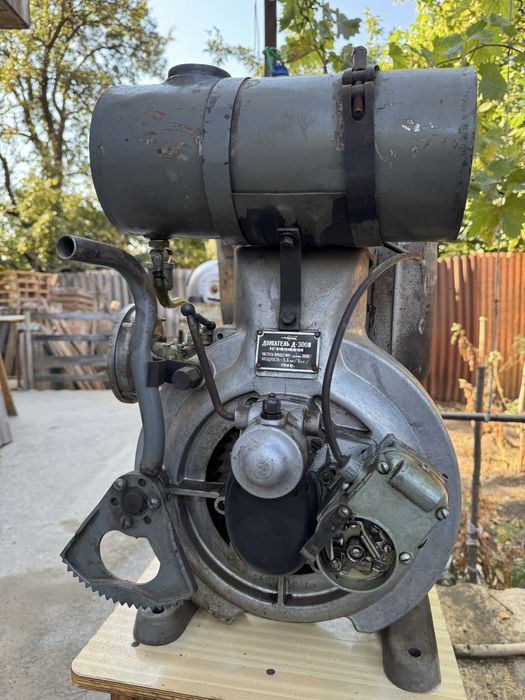Двигатель бензиновый Д-300