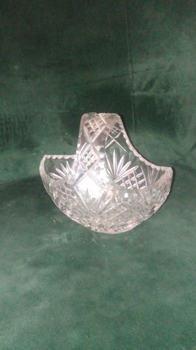 Kryształowy koszyk z czasów PRL