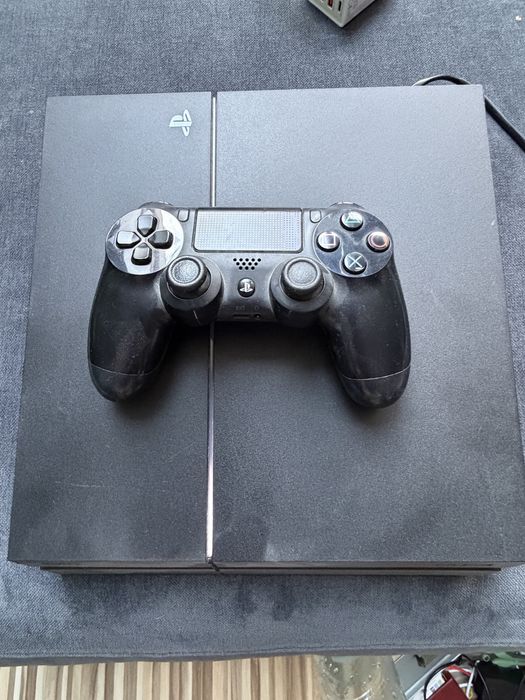 Konsola Playstation 4