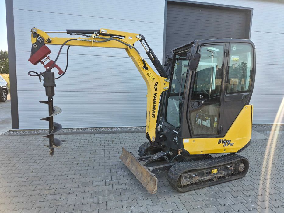 Wynajem - Minikoparka Yanmar SV17VT z wiertnicą hydrauliczną, kompletem łyżek i przyczepą – wypożyczalnia sprzętu - wypożyczalnia samochodów.