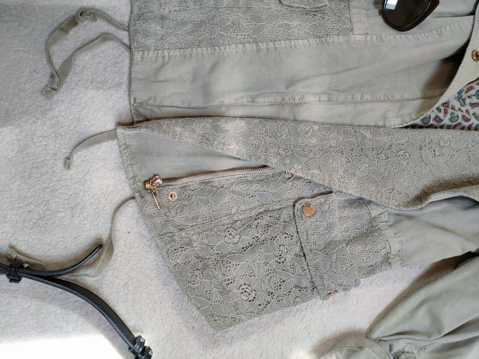 Wiosenna parka damska z koronką kapturem 38 khaki