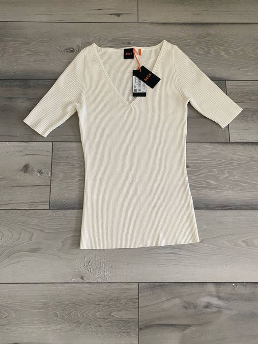 BOSS sweter damski r S beżowy