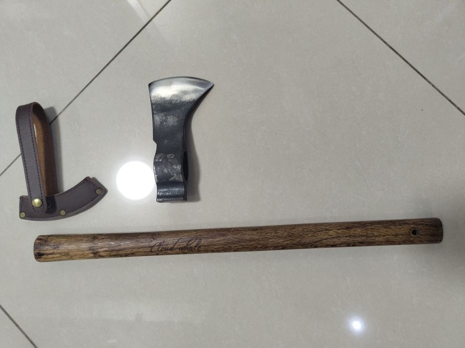 Сокира Tuo Town Tomahawk