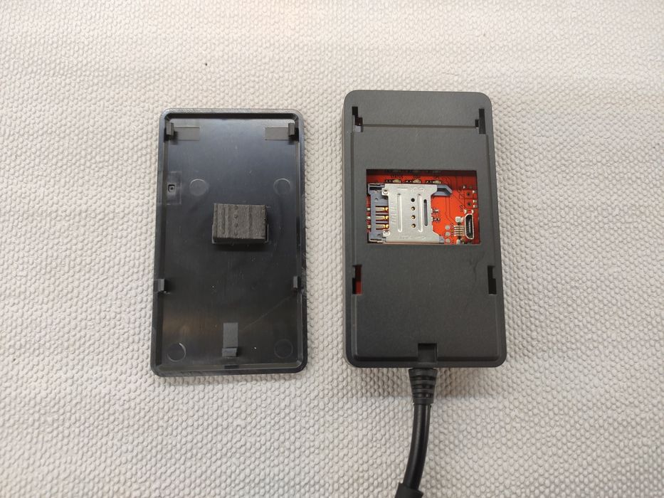 GPS трекер Sinotrack ST-900