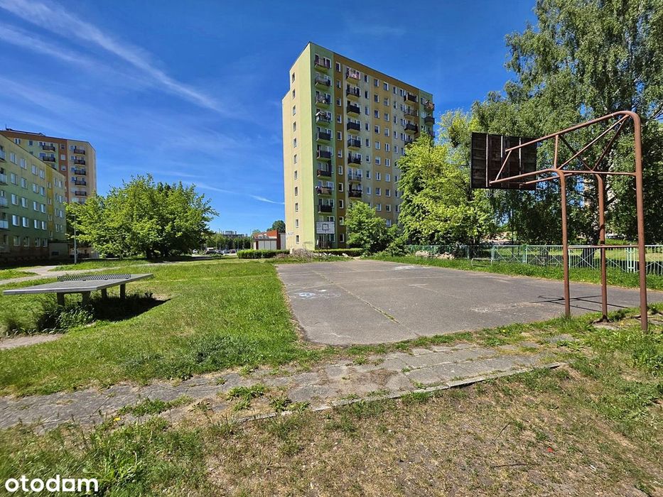 3-pokojowe z balkonem, duży salon, osobna kuchnia, świetny rejon