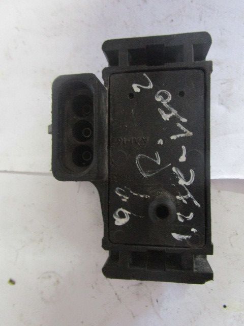 Sensor de pressão do coletor de admissão / sensor MAP RENAULT Clio I (