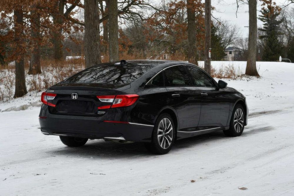 Honda Accord Hybrid      2019