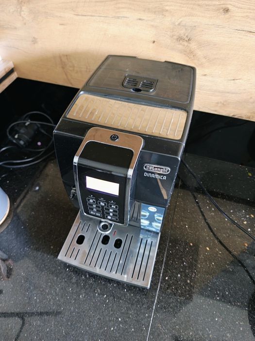 Ekspres DeLonghi Dinamica Ecam 350 55B