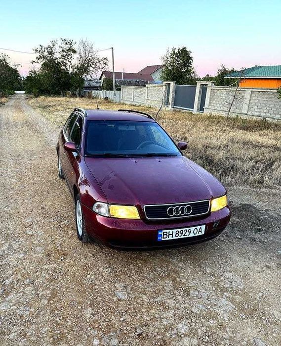 Продам AUDI -A 4-универсал