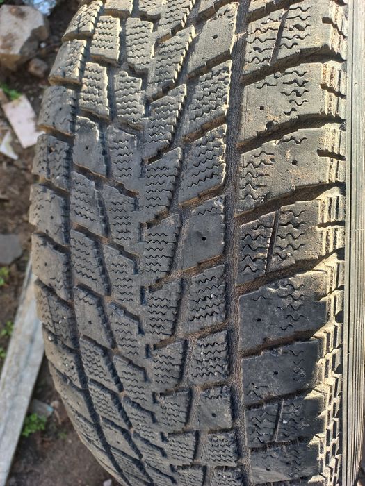 Продам шини Toyo 245/70/16