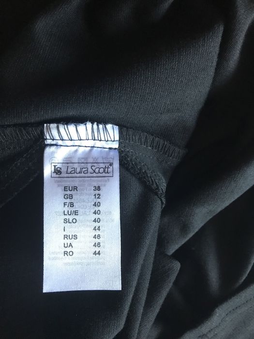 Sukienka mała czarna 38/40 LauraScot Nowa
