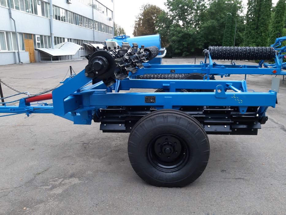 Продаються катки подрібнювачі КЗК-6, секції,,Уманьферммаш,,