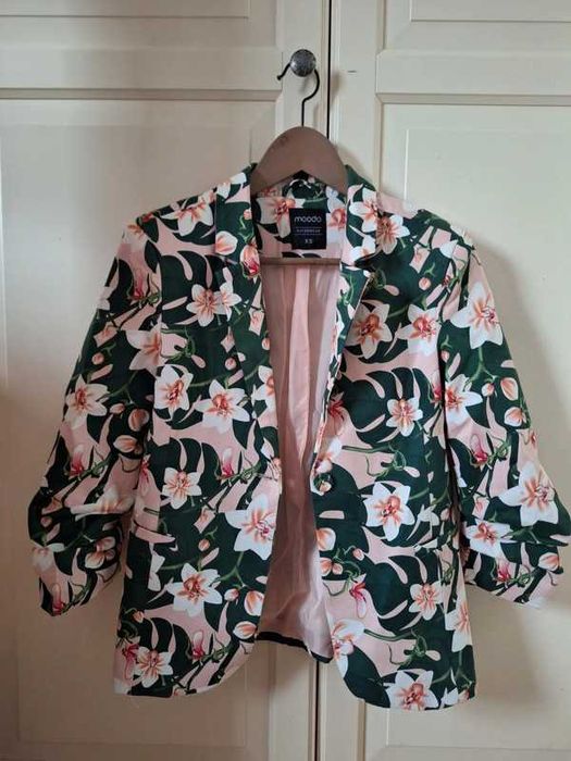 Komplet marynarka + spódniczka w kwiaty rozm xs/s komunia