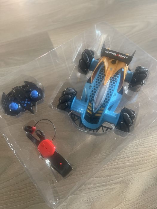 Машинка на пульте