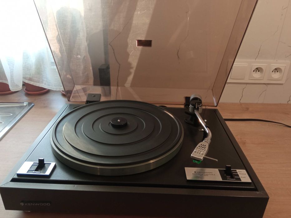 Gramofon KENWOOD KD-1033