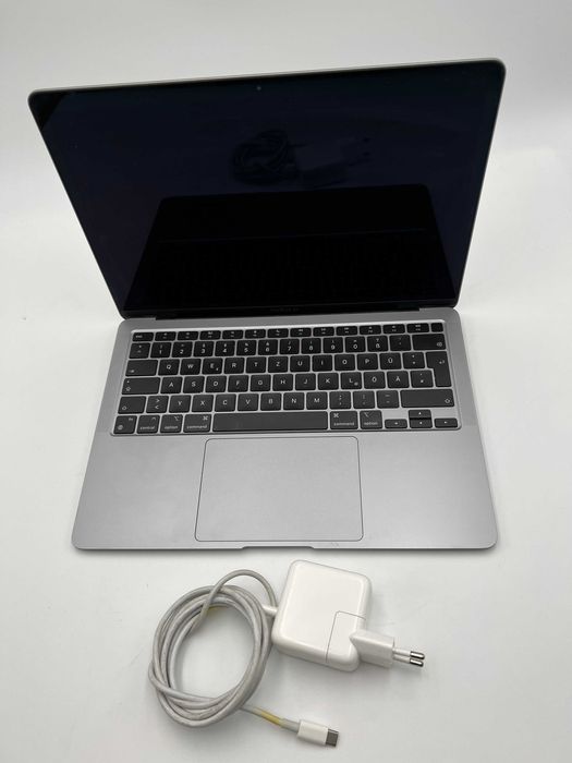 Apple Macbook Air 2020 M1/8/256GB