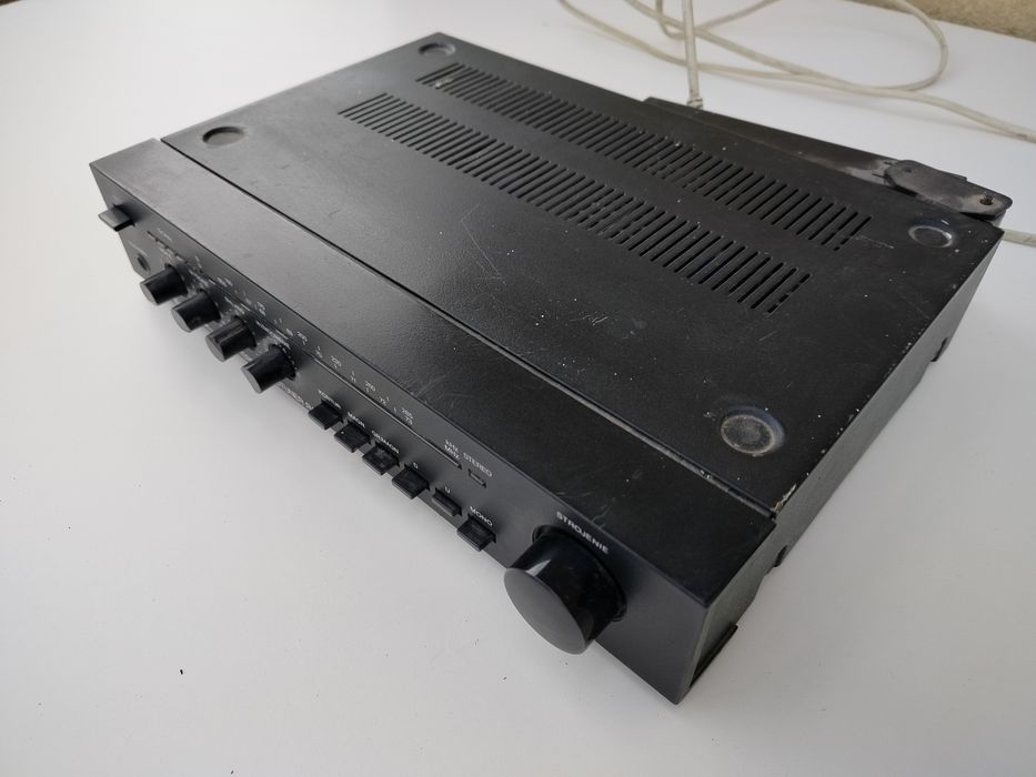 Amplituner Unitra R8040