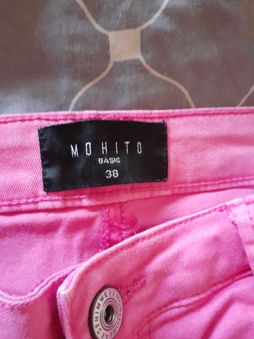 Spodnie Mohito różowe rozm 38