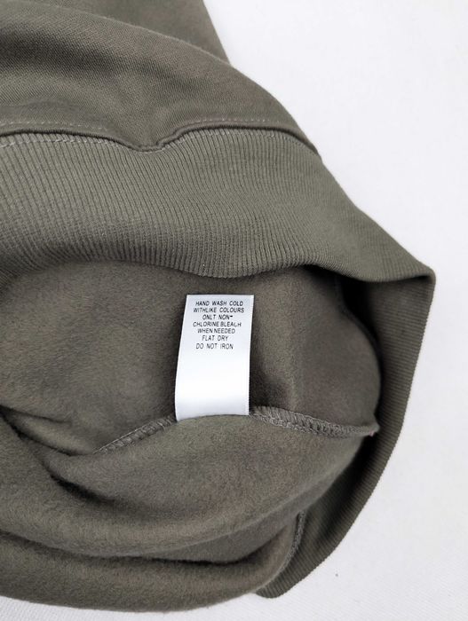 Essentials khaki bluza M logo